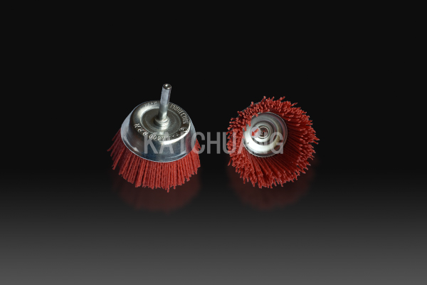 CUP BRUSH WITH SHAFT NYLON WIRE
